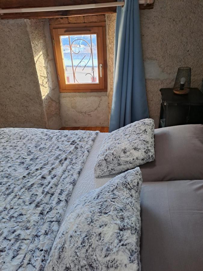 Bed and Breakfast Le Grenier Des Moineaux Font-Romeu-Odeillo-Via Exterior foto