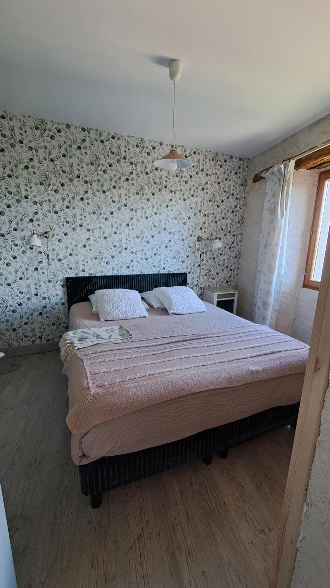 Bed and Breakfast Le Grenier Des Moineaux Font-Romeu-Odeillo-Via Exterior foto