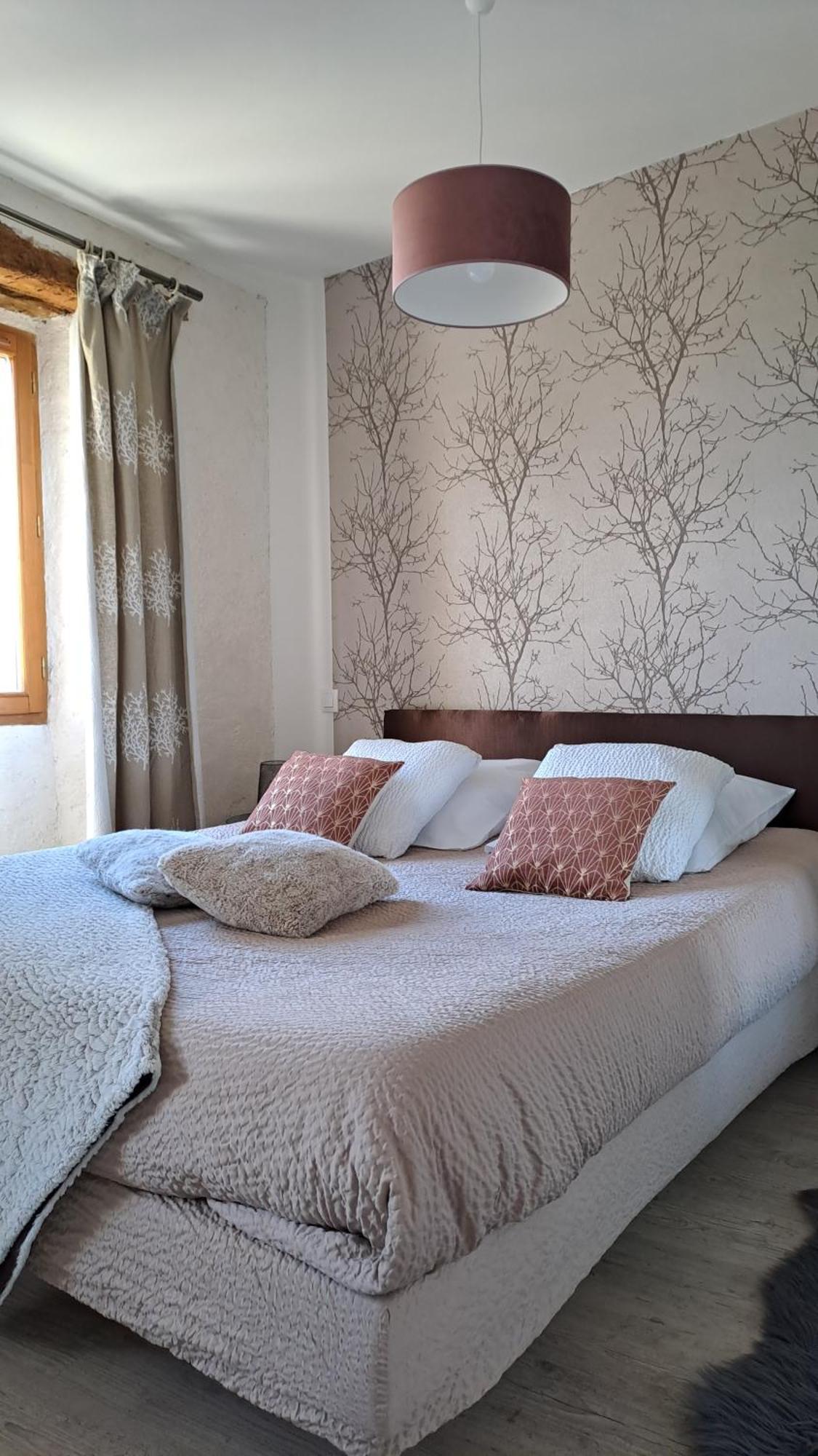Bed and Breakfast Le Grenier Des Moineaux Font-Romeu-Odeillo-Via Zimmer foto