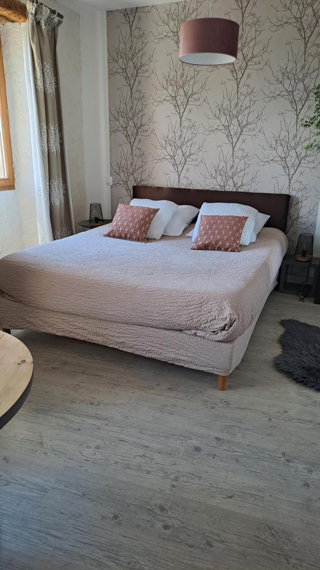 Bed and Breakfast Le Grenier Des Moineaux Font-Romeu-Odeillo-Via Exterior foto