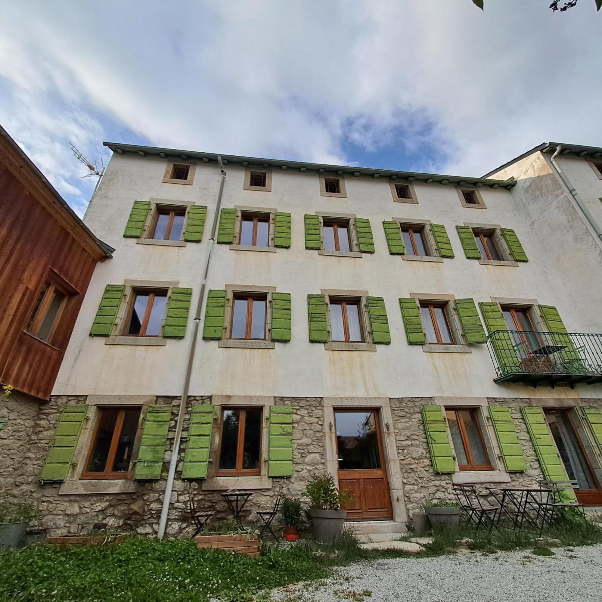 Bed and Breakfast Le Grenier Des Moineaux Font-Romeu-Odeillo-Via Exterior foto
